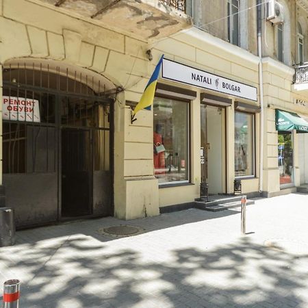Comfortable Apartment In The Very Center Of Odessa Esterno foto