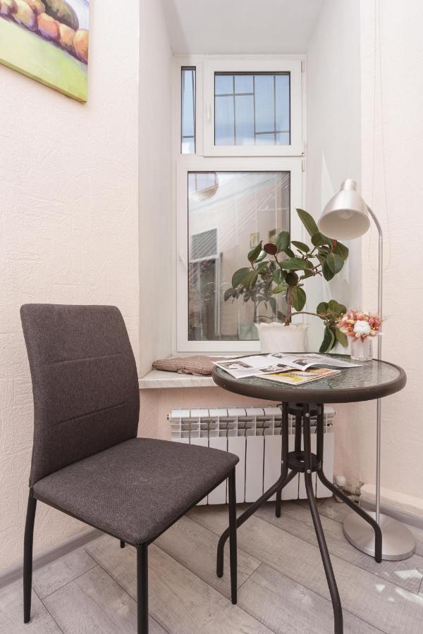 Comfortable Apartment In The Very Center Of Odessa Esterno foto